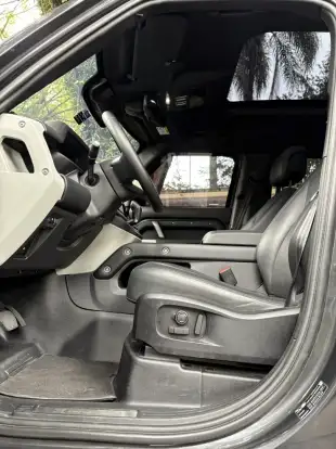 LAND ROVER-DEFENDER-2023