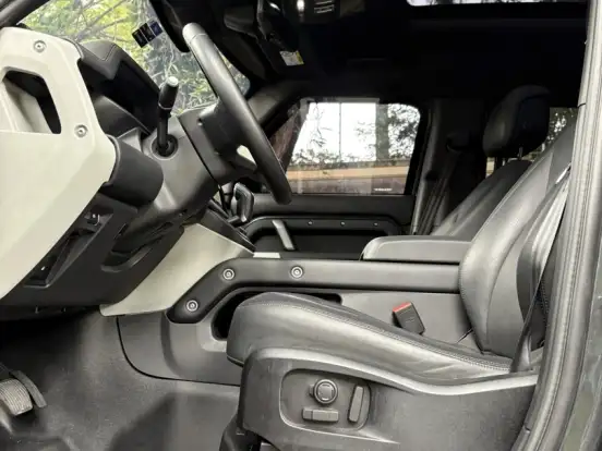 LAND ROVER-DEFENDER-2.0 P400e PHEV 110 X-DYNAMIC HSE AWD AUTOMÁTICO LAND ROVER-DEFENDER-2023