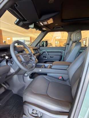 LAND ROVER-DEFENDER-2025