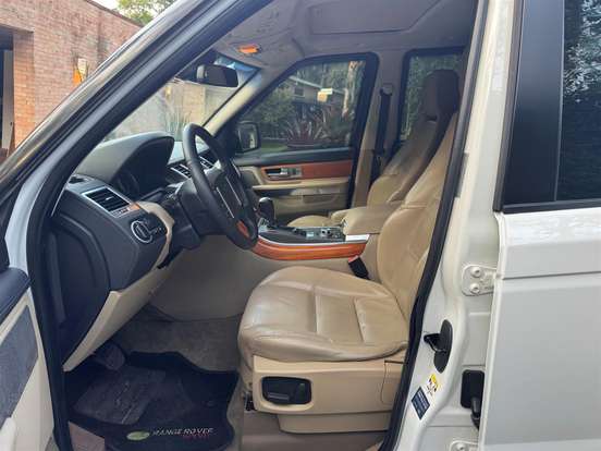 LAND ROVER-RANGE ROVER SPORT-2010