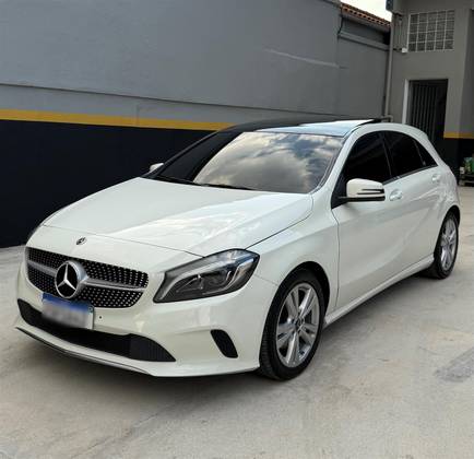 MERCEDES-BENZ A 200 1.6 CGI FLEX 7G-DCT