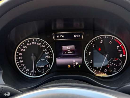 MERCEDES-BENZ-A 200-1.6 TURBO 16V GASOLINA 4P AUTOMÁTICO MERCEDES-BENZ-A 200-2015