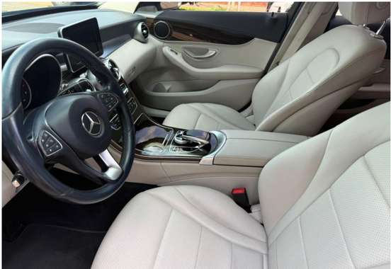 MERCEDES-BENZ-C 180-2017