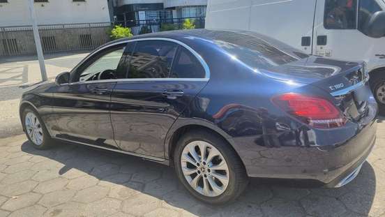 MERCEDES-BENZ-C 180-2020