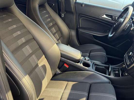 MERCEDES-BENZ-GLA 200-1.6 CGI FLEX ADVANCE 7G-DCT MERCEDES-BENZ-GLA 200-2017