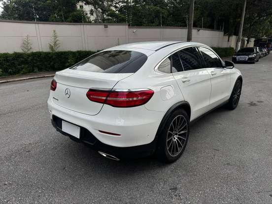 MERCEDES-BENZ-GLC 250-2017