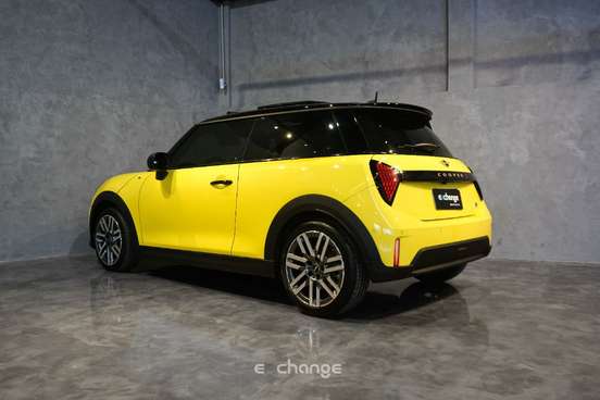 MINI-COOPER-2.0 16V TWINPOWER GASOLINA S EXCLUSIVE 2P STEPTRONIC MINI-COOPER-2024