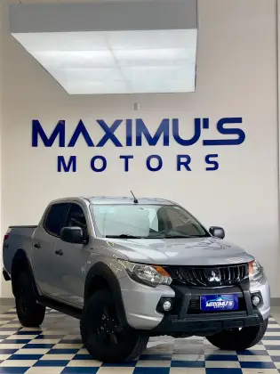 MITSUBISHI L200 TRITON 2.4 16V TURBO DIESEL GLS CD 4X4 AUTOMÁTICO