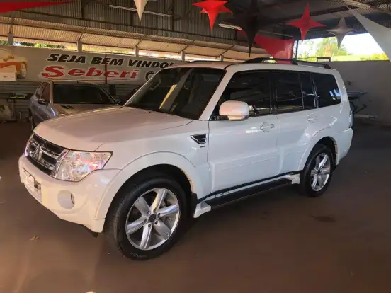 MITSUBISHI-PAJERO FULL-3.2 HPE 4X4 16V TURBO INTERCOOLER DIESEL 4P AUTOMÁTICO MITSUBISHI-PAJERO FULL-2013
