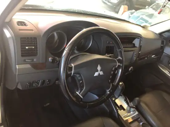 MITSUBISHI-PAJERO FULL-3.2 HPE 4X4 16V TURBO INTERCOOLER DIESEL 4P AUTOMÁTICO MITSUBISHI-PAJERO FULL-2013