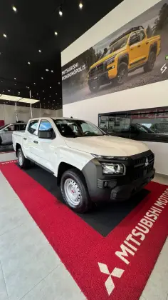 MITSUBISHI TRITON 2.4 BITURBO DIESEL CD GL AUTOMÁTICO