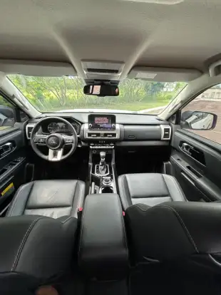 MITSUBISHI-TRITON-2025