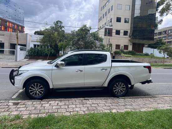 MITSUBISHI-L200 TRITON-2.4 16V TURBO DIESEL SPORT HPE-S CD 4P 4X4 AUTOMÁTICO MITSUBISHI-L200 TRITON-2020