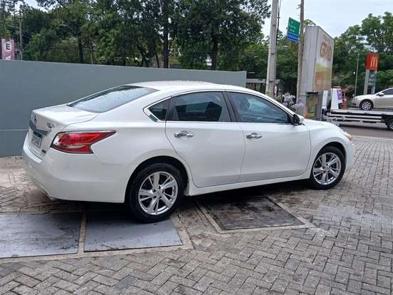 NISSAN-ALTIMA-2013
