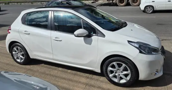 PEUGEOT 208 1.5 ALLURE 8V FLEX 4P MANUAL
