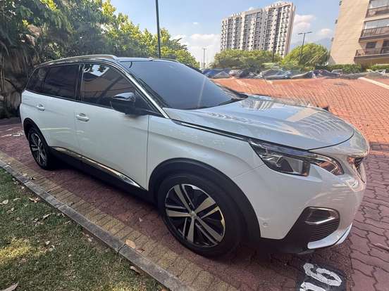 PEUGEOT-5008-1.6 GRIFFE PACK THP 16V GASOLINA 4P AUTOMÁTICO PEUGEOT-5008-2018