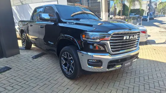 RAM 1500 3.0 HURRICANE 6 BITURBO GASOLINA LARAMIE CD 4X4 AUTOMÁTICO