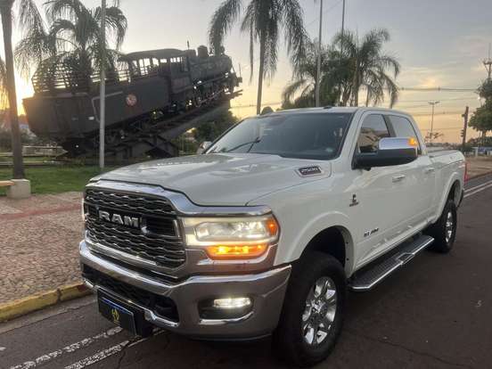 RAM-2500-6.7 I6 TURBO DIESEL LARAMIE CD 4X4 AUTOMÁTICO RAM-2500-2020