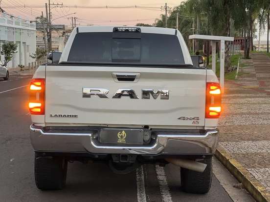 RAM-2500-6.7 I6 TURBO DIESEL LARAMIE CD 4X4 AUTOMÁTICO RAM-2500-2020
