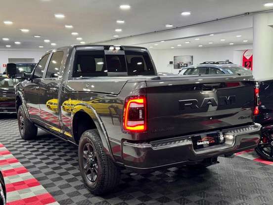 RAM-3500-6.7 I6 TURBO DIESEL LARAMIE NIGHT EDITION CD 4X4 AUTOMÁTICO RAM-3500-2022