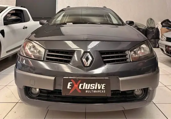 RENAULT MEGANE 2.0 DYNAMIQUE GRAND TOUR 16V GASOLINA 4P AUTOMÁTICO