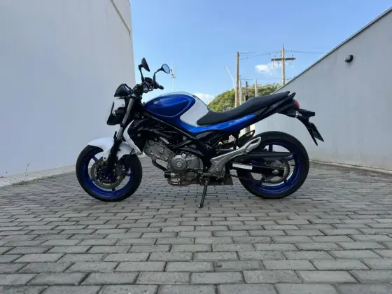 SUZUKI GLADIUS 