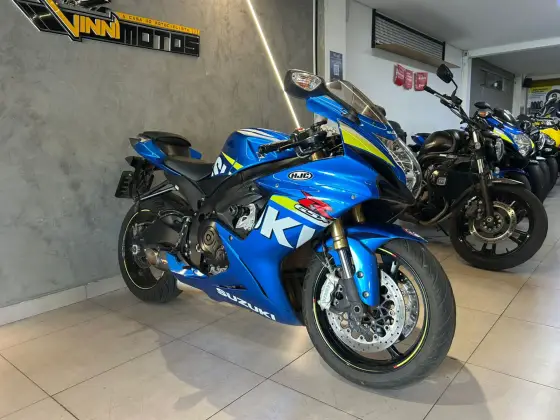 SUZUKI GSX-R750 MOTO GP 