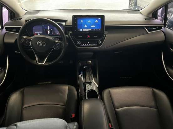 TOYOTA-COROLLA-2024
