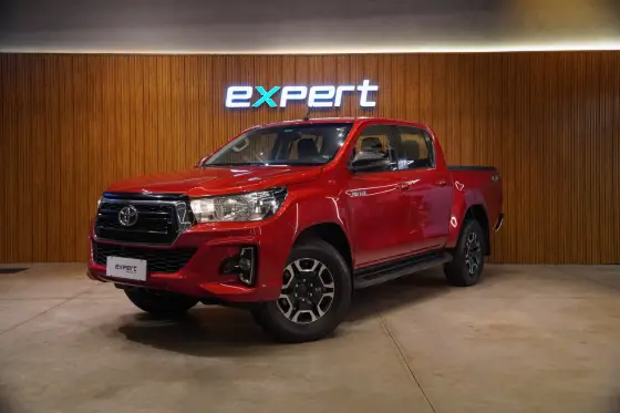 TOYOTA HILUX 2.8 SR 4X4 CD 16V DIESEL 4P AUTOMÁTICO