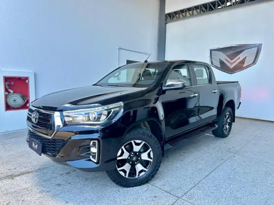 TOYOTA HILUX 2.8 SRX 4X4 CD 16V DIESEL 4P AUTOMÁTICO
