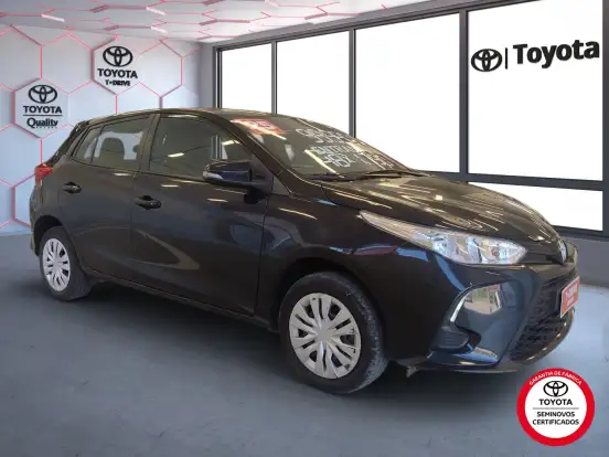 TOYOTA-YARIS-2024