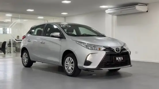 TOYOTA-YARIS-2024