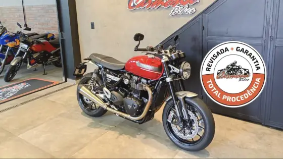 TRIUMPH SPEED TWIN 