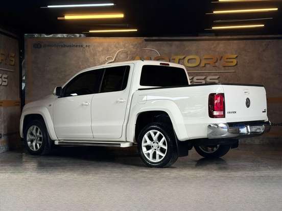 VOLKSWAGEN-AMAROK-2.0 HIGHLINE 4X4 CD 16V TURBO INTERCOOLER DIESEL 4P AUTOMÁTICO VOLKSWAGEN-AMAROK-2018