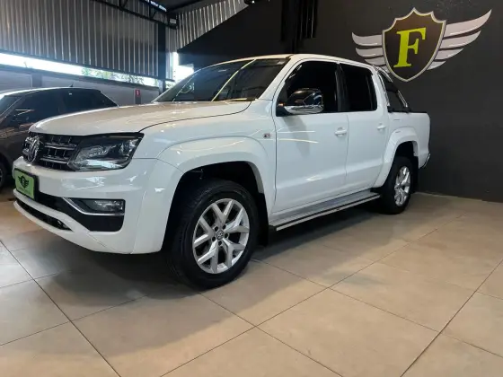 VOLKSWAGEN AMAROK 3.0 V6 TDI DIESEL HIGHLINE CD 4MOTION AUTOMÁTICO