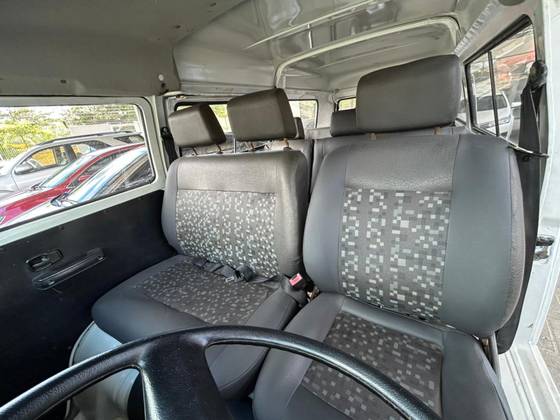 /en/city/cate-car-used-car/volkswagen-kombi-2014-1-4-mi-furgao-8v-flex-3p-manual-48120532063814656/-9