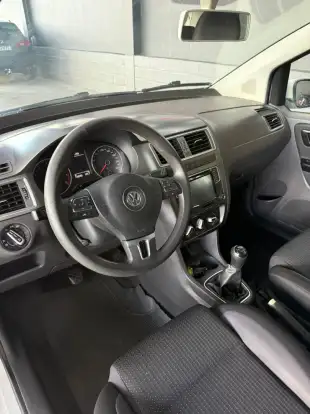 VOLKSWAGEN-SPACEFOX-2018