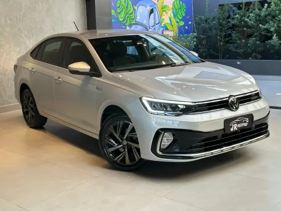 VOLKSWAGEN VIRTUS 1.0 200 TSI HIGHLINE AUTOMÁTICO
