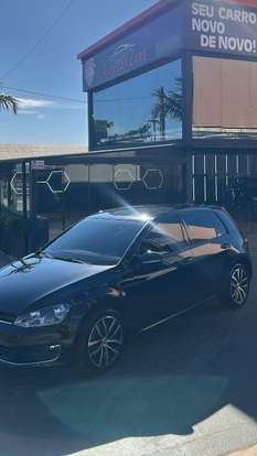 VOLKSWAGEN-GOLF-2015