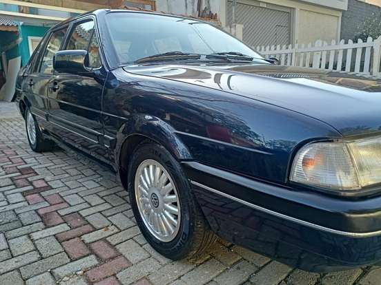 VOLKSWAGEN-SANTANA-2.0 GLSI 8V GASOLINA 4P AUTOMÁTICO VOLKSWAGEN-SANTANA-1995