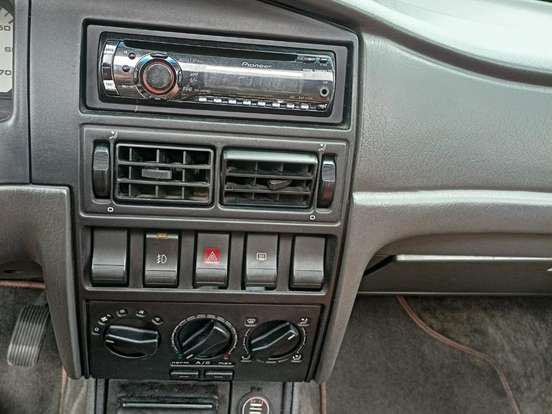 VOLKSWAGEN-SANTANA-2.0 GLSI 8V GASOLINA 4P AUTOMÁTICO VOLKSWAGEN-SANTANA-1995