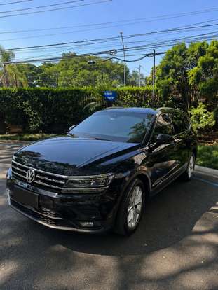 VOLKSWAGEN-TIGUAN-2019