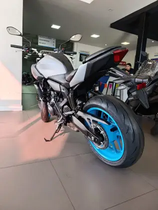 YAMAHA MT-07 CONNECTED ABS 