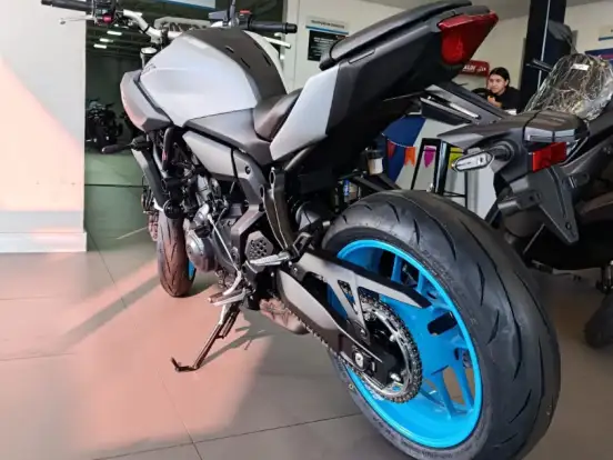 YAMAHA-MT-07 CONNECTED ABS YAMAHA-MT-07 CONNECTED ABS-2025