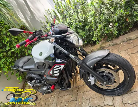YAMAHA-XJ6 N-2014