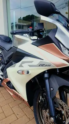 YAMAHA YZF R15 