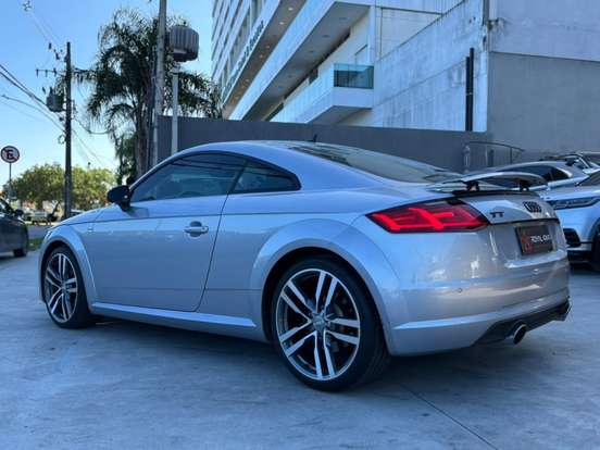 AUDI-TT-2015