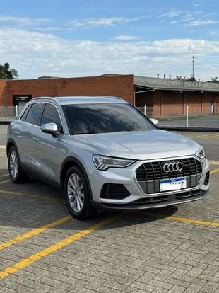 AUDI-Q3-2020