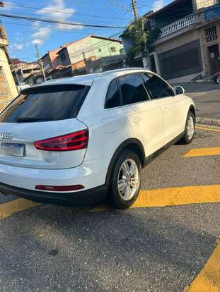 AUDI-Q3-2014