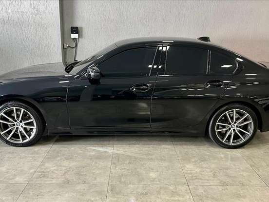 BMW-320i-2.0 16V TURBO GASOLINA SPORT AUTOMÁTICO BMW-320i-2019